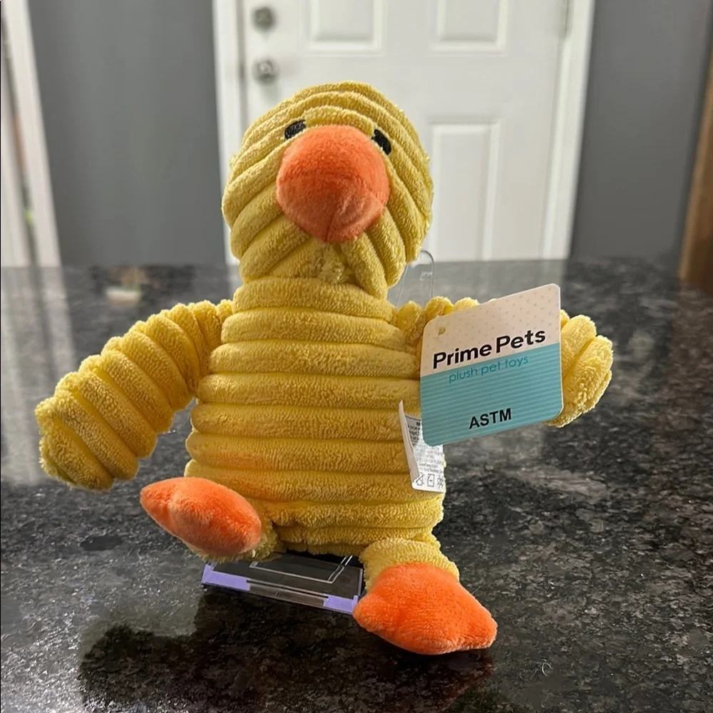 Prime Pets Plush Duck Squeaky Dog Toy Yellow & Orange NWT 7” x 8” Duck Duckling
